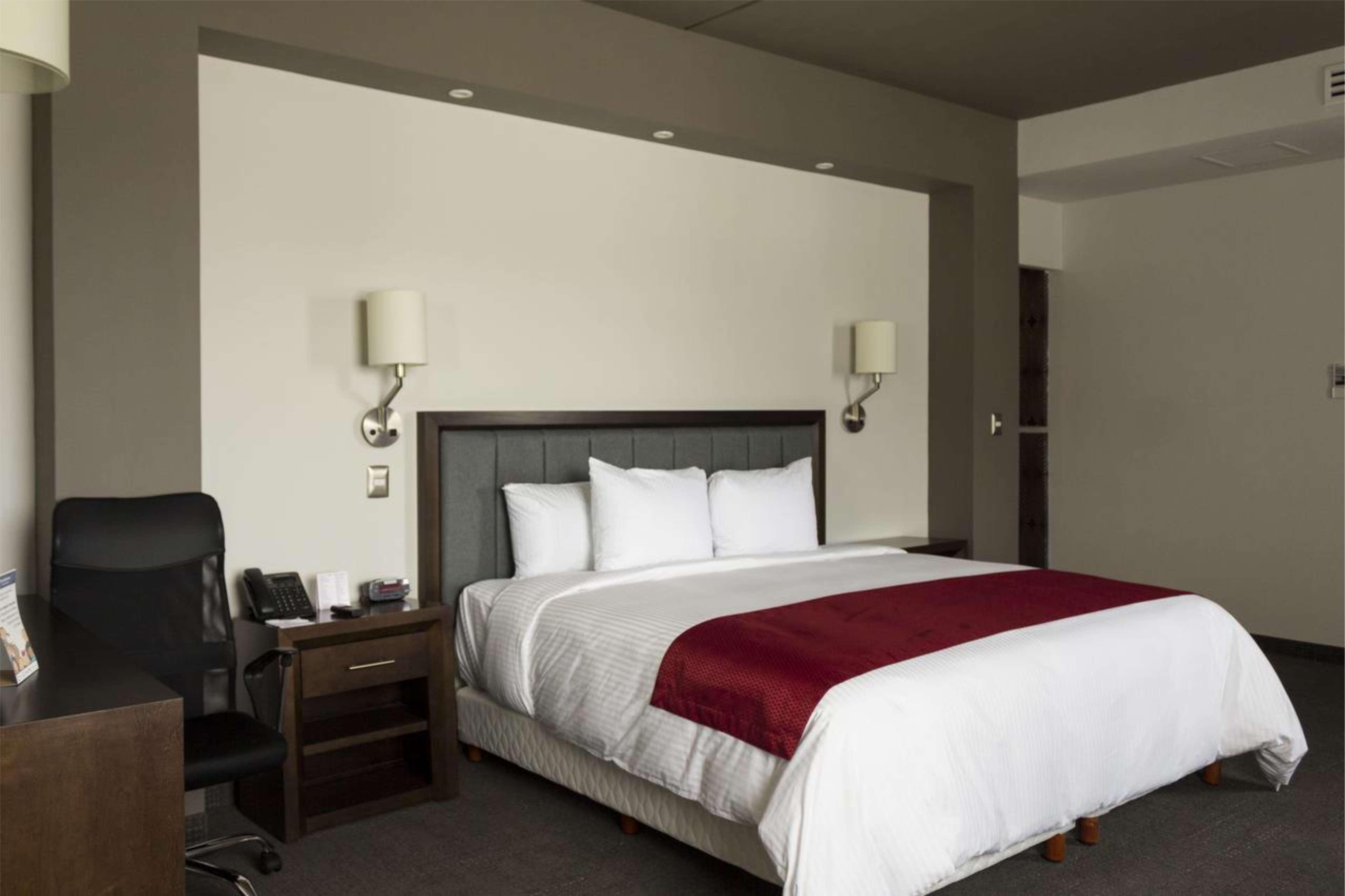 Best Western Oak Meadows Inn Saint Helens Exterior foto