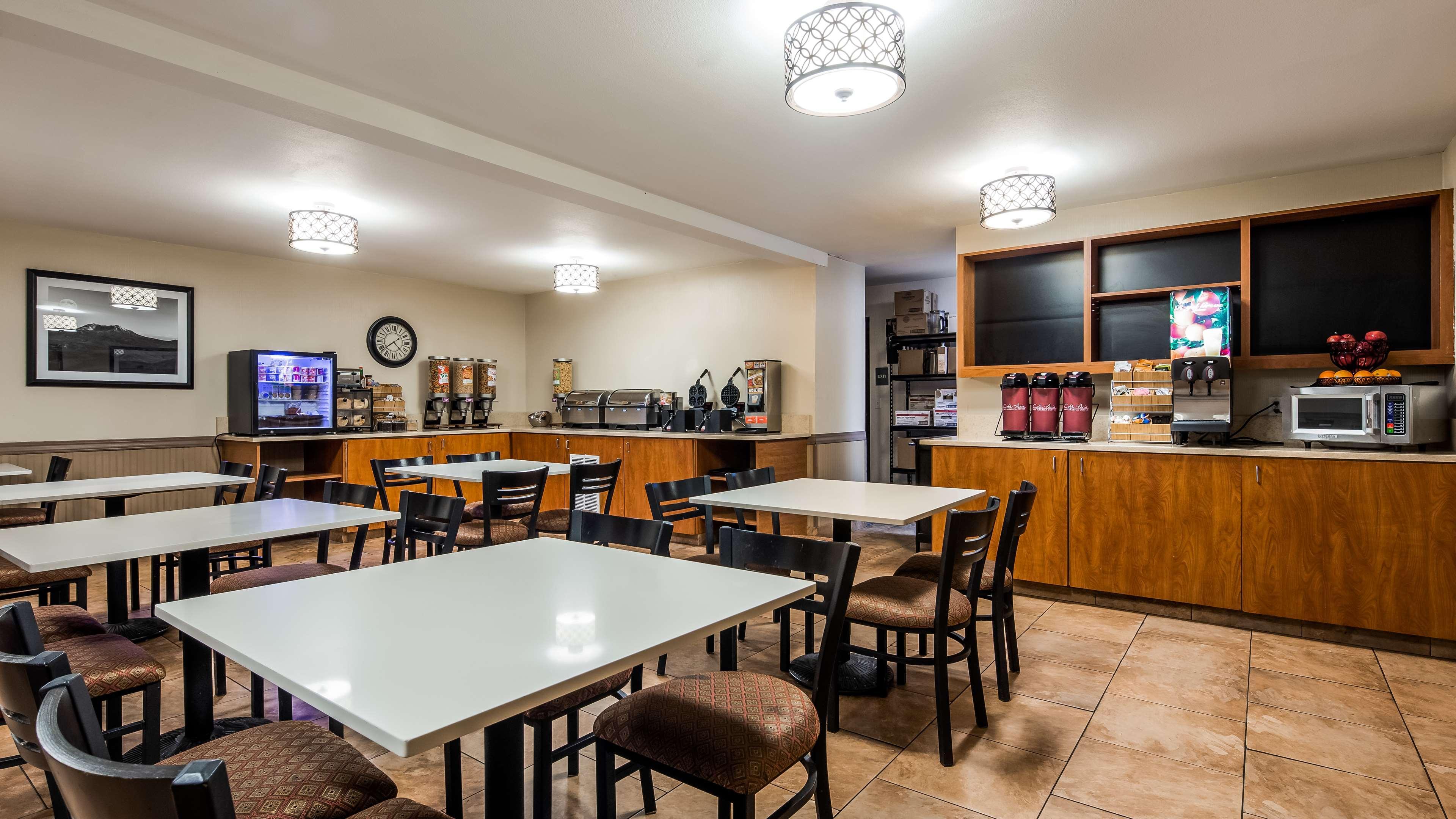 Best Western Oak Meadows Inn Saint Helens Exterior foto